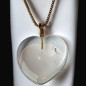 Pendentif Cristal de roche Cœur avec chaîne dorée