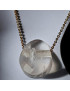 Pendentif Cristal de roche avec chaîne dorée