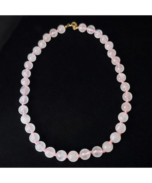 Collier Quartz rose facetté Pierres rondes 10mm sur cordon noué
