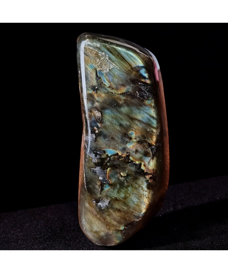 Menhir Labradorite 365g