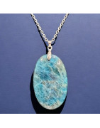Pendentif Apatite bleue avec chaîne (s)