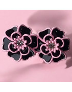 Boucles Email et Swarovski Camélia Noir et Rose (s)