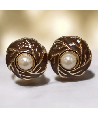 Boucles Bakélite Emaillée et Perle de Majorque "Créateur" à clips (s)