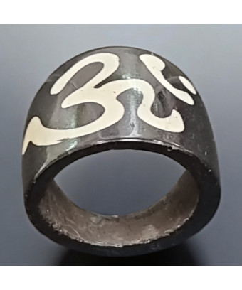 Bague Bois de Coco Ethnique Symbole Om (s)