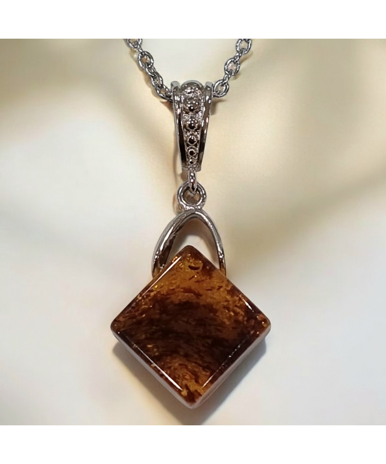 Pendentif Ambre Losange avec Chaîne acier (s)