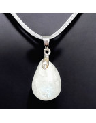 Pendentif Pierre de lune avec Cordon réglable (s)