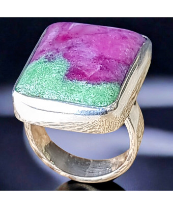 Bague Rubis sur Fuschite...