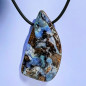 Pendentif Opale Boulder sur cordon caoutchouc (s)