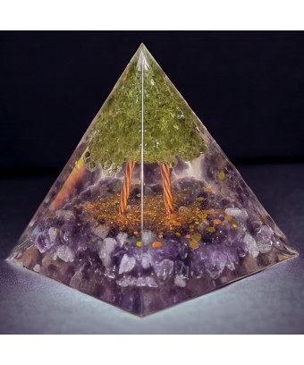 Pyramide Orgonite de protection Améthyste et Arbre Péridot 5cm (s)