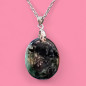 Pendentif Emeraude avec chaîne (s)