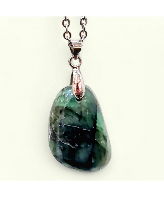 Pendentif Emeraude avec chaîne (s)