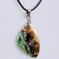 Pendentif Chrysoprase avec cordon (s)