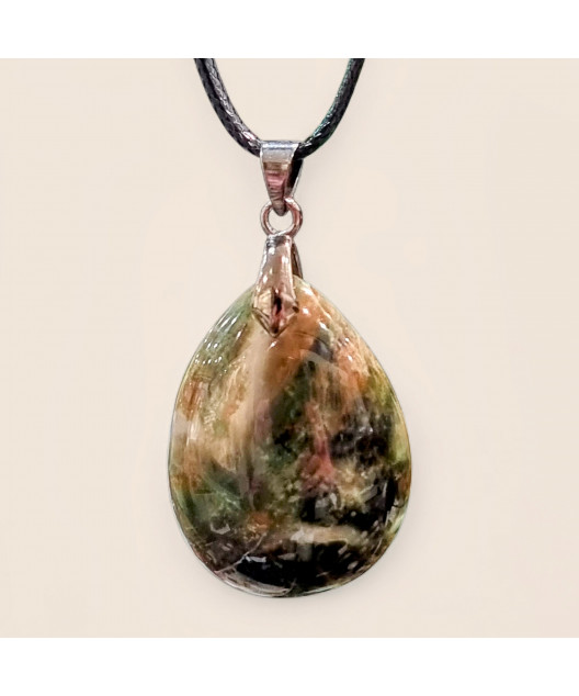 Pendentif Chrysoprase avec cordon