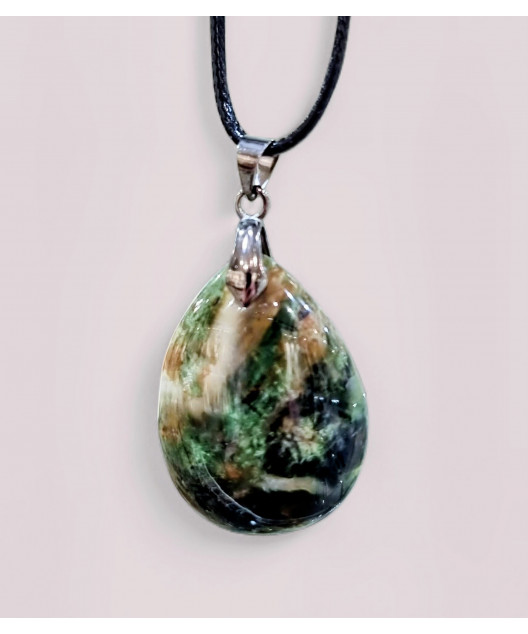 Pendentif Chrysoprase avec cordon