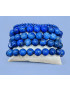 Ce bracelet de lapis-lazuli en pierres est une création de Meirea.