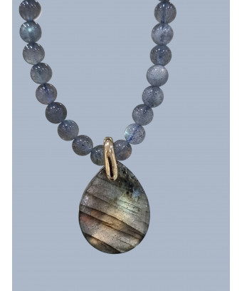 Pendentif Labradorite et Collier fermoir Doré (s)