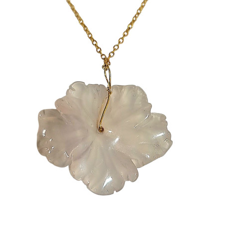 Pendentif Agate Blanche Fleur avec Chaîne Plaquée Or