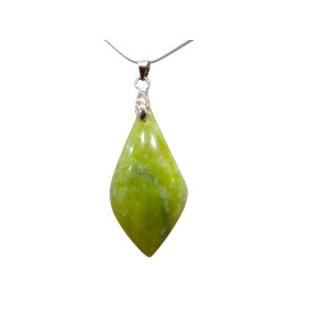 Pendentif Opale Verte avec Chaîne Acier Inox