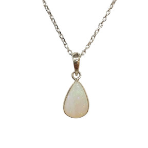 Pendentif Opale Blanche avec Chaîne Argent 925