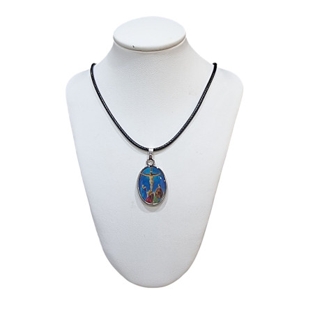 Pendentif Médaillon Bakélite Christ en Croix sur Cordon