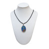 Pendentif Médaillon Bakélite Christ en Croix sur Cordon