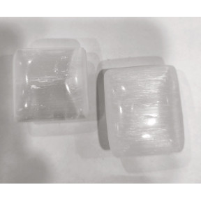 Galet Sélénite (et Pierres carrées )