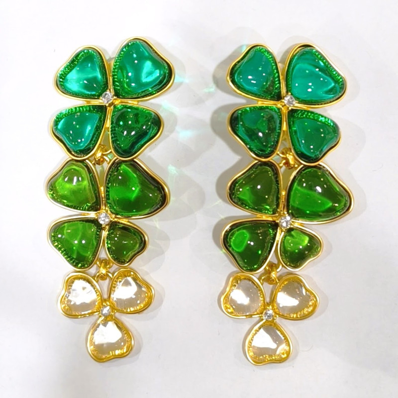 Boucles Bakélite Fleur à Clips Laiton Plaqué Or Collection NIIKI