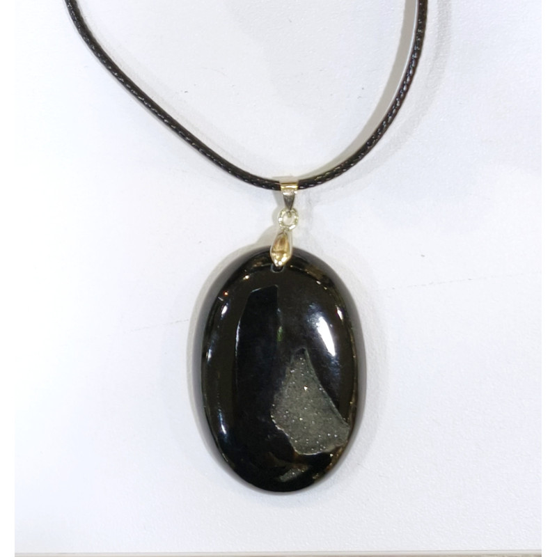 Pendentif Onyx Ovale avec Cordon Noir 44cm + 5cm