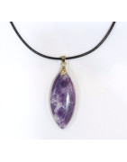 Pendentif Lépidolite Navette avec Cordon Noir 44cm + 5cm