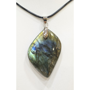 Pendentif Labradorite avec Cordon 44cm + 5cm