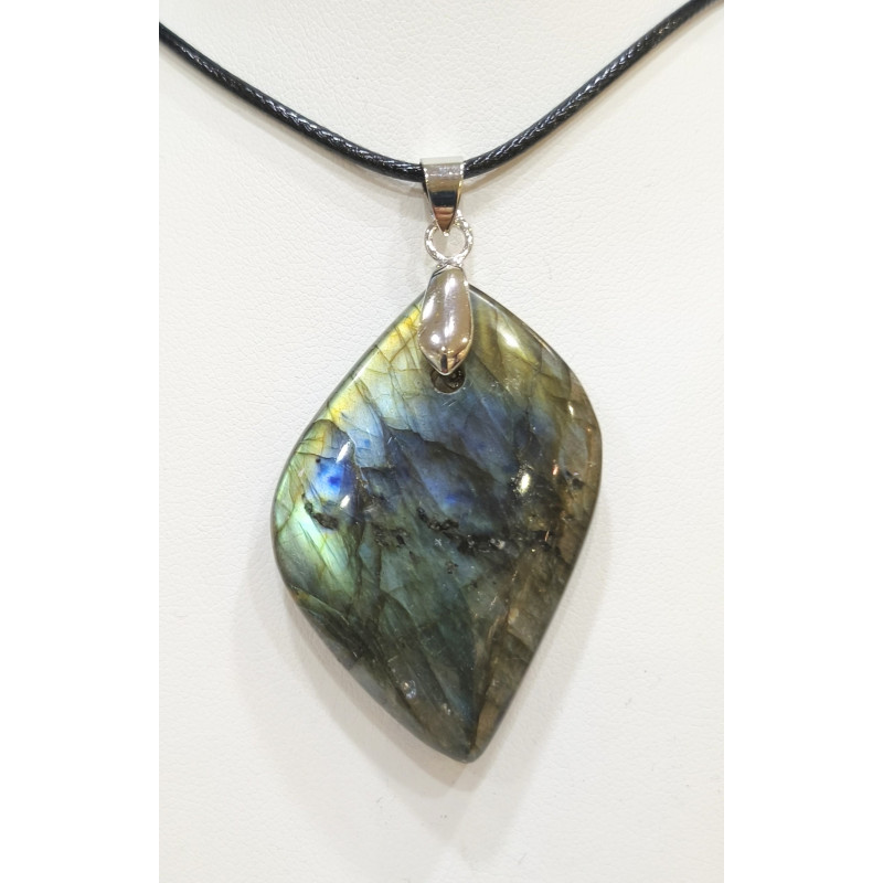 Pendentif Labradorite avec Cordon 44cm + 5cm