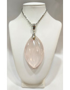 Pendentif Quartz Rose avec Chaîne Acier 46cm