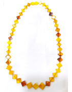 Collier Ambre Baltique Multicolore Losanges Fermoir à Vis 44 cm