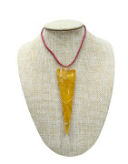 Pendentif Ambre Baltique Pointe avec Cordon Réglable