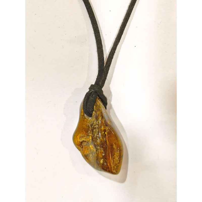 Pendentif Ambre Brute sur Cordon Réglable