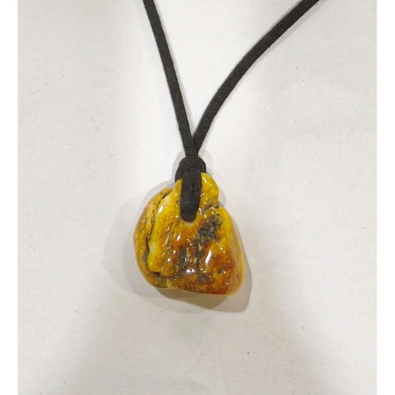 Pendentif Ambre Brute sur Cordon Réglable