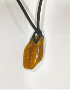 Pendentif Ambre Brute sur Cordon Réglable