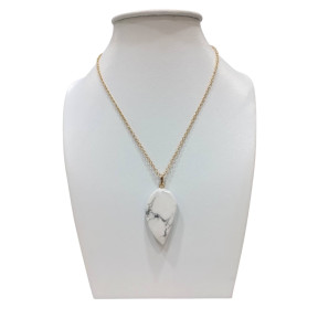 Pendentif Howlite avec Chaîne Acier Plaqué Or