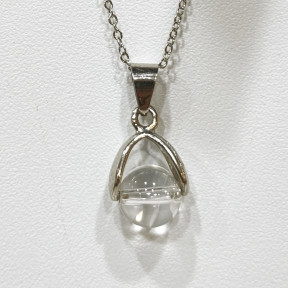 Pendentif Cristal de Roche Boule avec Chaîne Acier Inox 44 cm