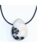 Pendentif Jaspe Zèbre sur Cordon Simili Noir Réglable