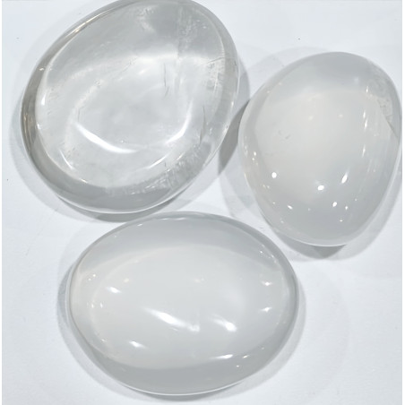 Galet Cristal de Roche Laiteux