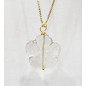 Pendentif Cristal de Roche Fleur sur Chaîne Plaquée Or Réglable