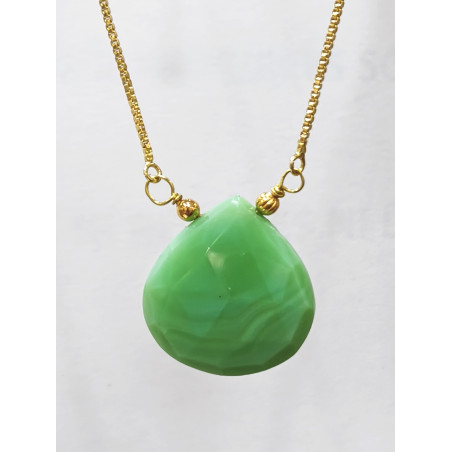 Pendentif Chrysoprase Facetté sur Chaîne Plaquée Or Réglable