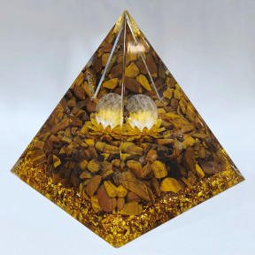 Pyramide Orgonite de protection Œil de Tigre et Boule Quartz rose 10cm