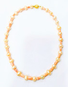 Collier Corail Peau d'Ange et Perles d'Eau Douce 44 cm