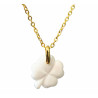 Pendentif Onyx Blanc Trèfle sur Chaine Plaquée Or 45 cm