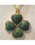 Pendentif Jade Trèfle avec Chaîne Acier Plaquée or 44 cm