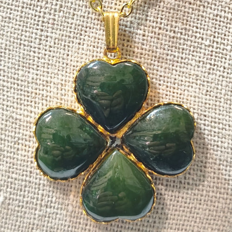 Pendentif Jade Trèfle avec Chaîne Acier Plaquée or 44 cm