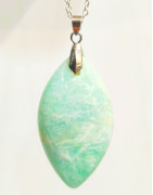 Pendentif Amazonite Navette 5 cm avec Chaîne Acier inox 40 + 4 cm