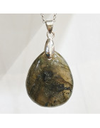 Pendentif Labradorite Goutte 3 cm avec Chaîne Acier Inox 40 + 5 cm